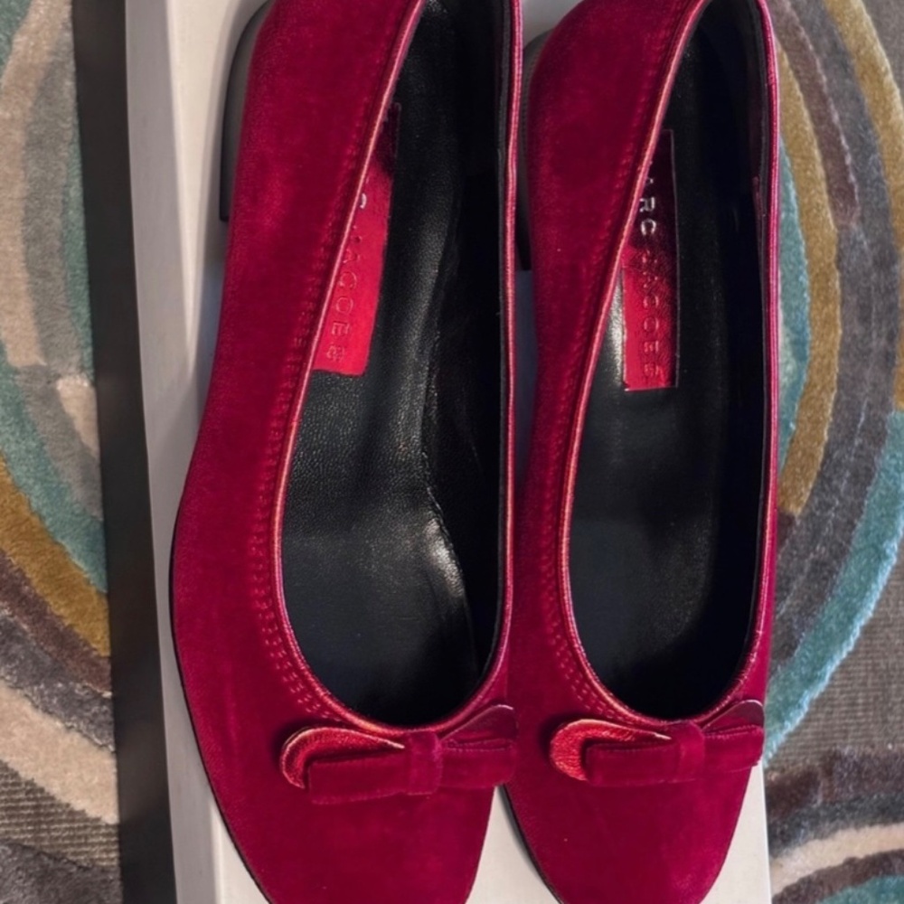 Marc Jacob’s Red Velvet Ballet Flats with Bow Slip On Sz 7 - Picture 2 of 7